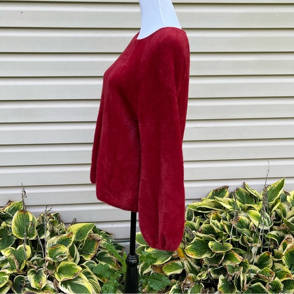 NWT Chelsea & Violet Key Verona Red Balloon Sleeve Eyelash Pullover Sweater - Picture 6 of 9